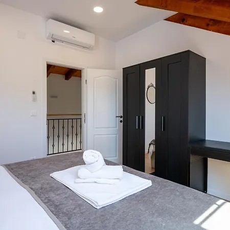 Ankica With Heated Pool Villa