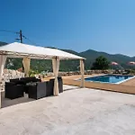 فيلة Ankica With Heated Pool