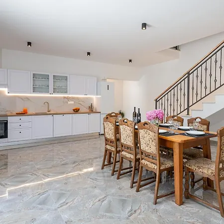 Ankica تْسافتات